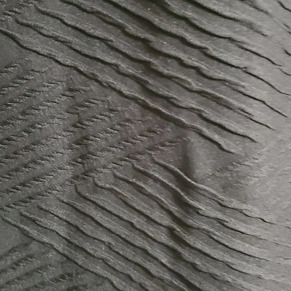 Bon Worth Women's Black Textured Crew Neck Short Sleeve Top Size Large - Picture 4 of 10